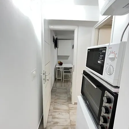 Vir Apartman Alena Exterior photo